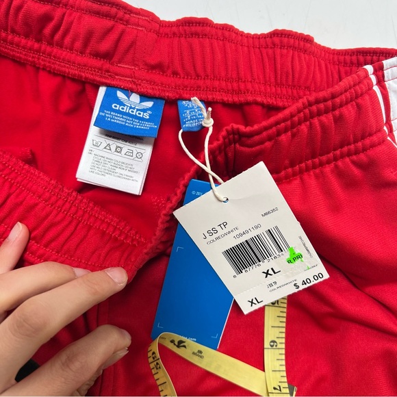 adidas boys red 3stripes pants XL NWT L110-29 - Picture 6 of 7